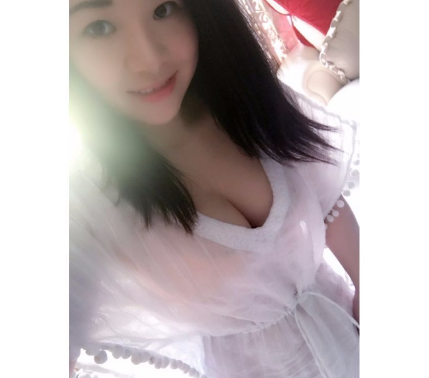 Nouvelle façon d’une asiatique sexy 