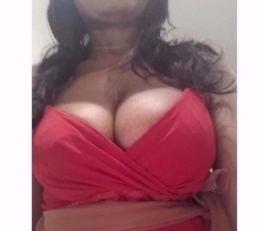 Détente exclusive avec belle black mature
